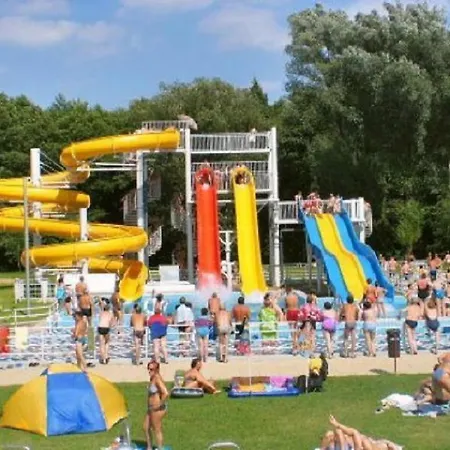 Apartment Pine Wood 5