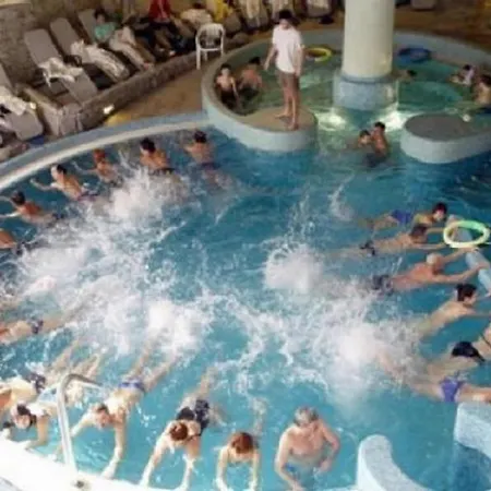 Apartment Pine Wood 5 Zalakaros